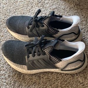 Adidas UltraBoost 19